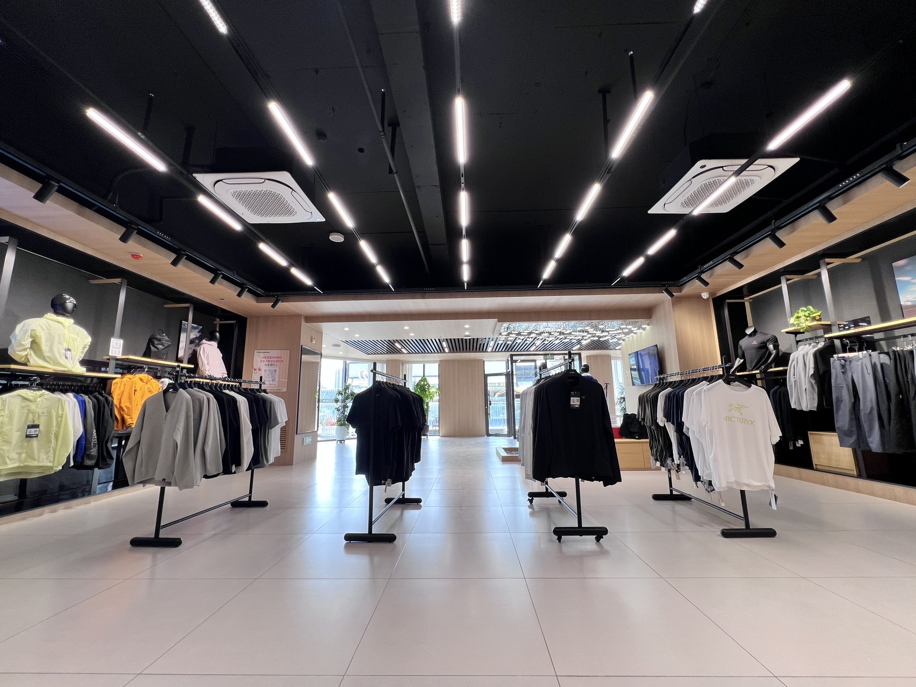 长春店陈列空间